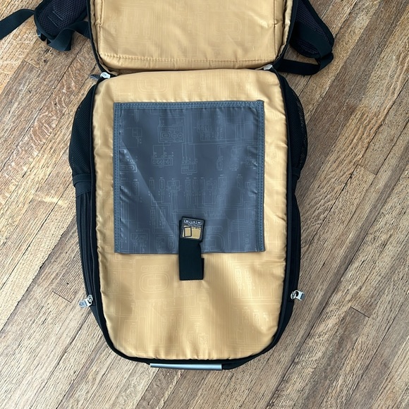 Ogio Laptop Backpack - Picture 10 of 10